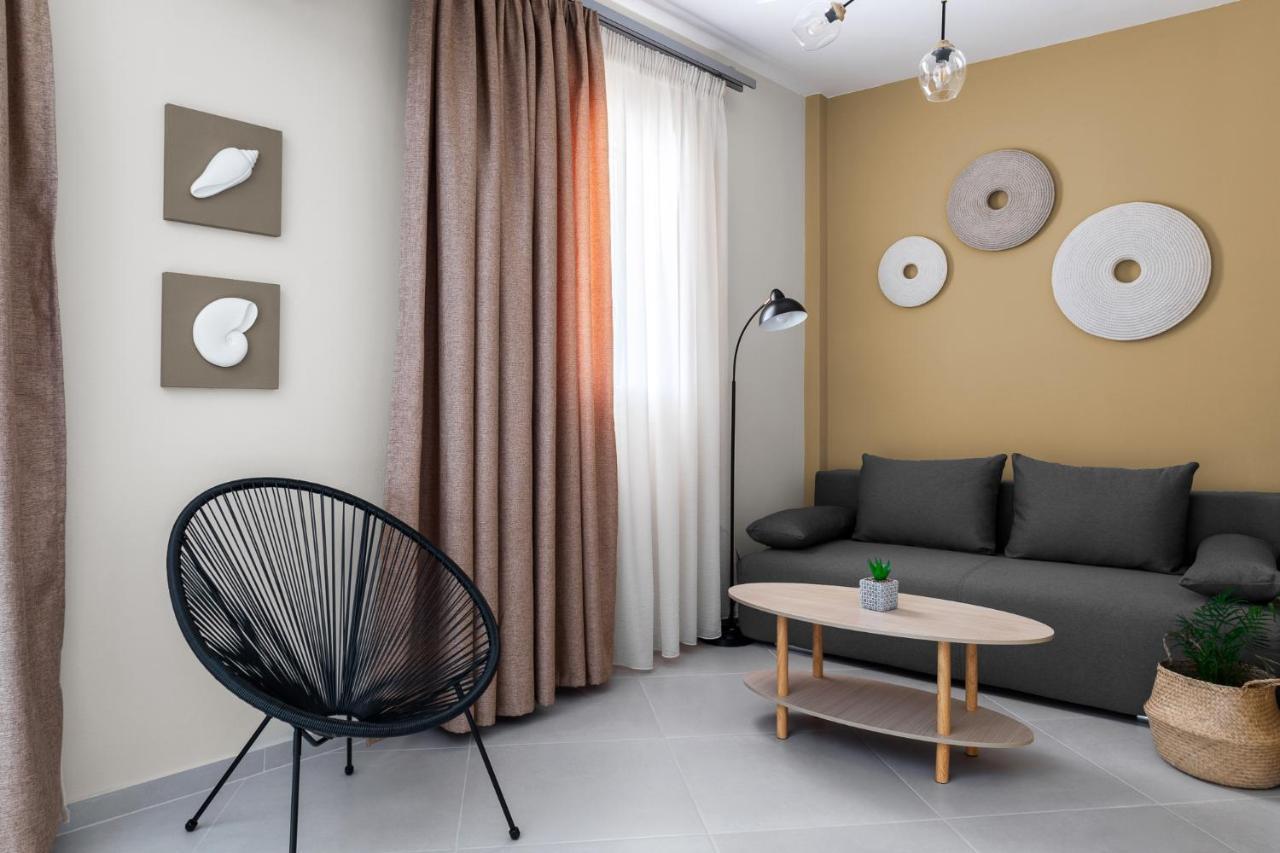 Corali Suites Andros Batsíon Exterior foto